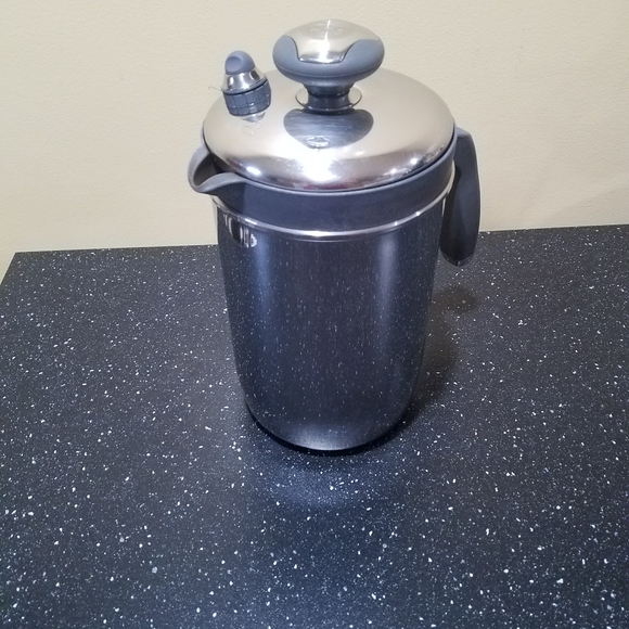 Coffee maker - Picture 2 of 7